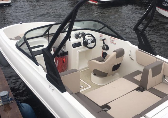 Bayliner VR4 _uitsnede
