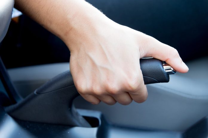 Handrem auto_Quinn Martin_shutterstock_545024065