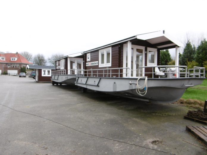 Blokhutboot P1010816