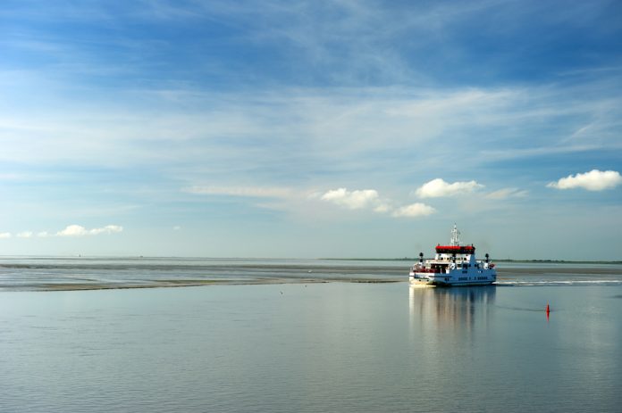Ferry waddenzee_ Ivonne Wierink_shutterstock_61629562