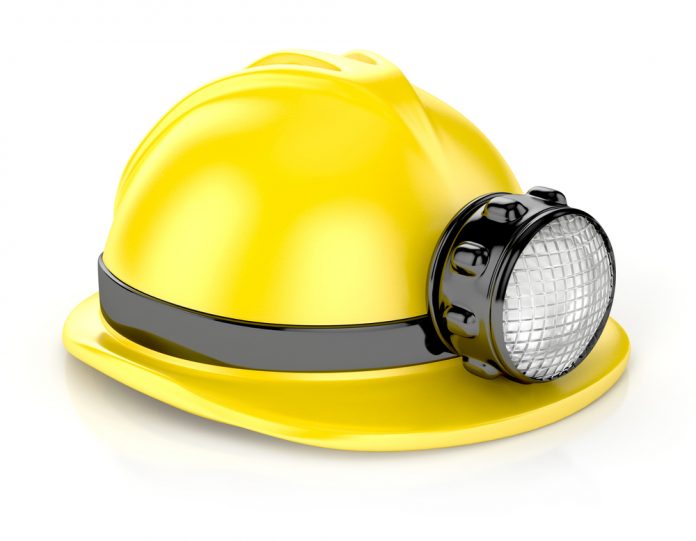 helm lamp_Goritza SLASH shutterstock_215876296