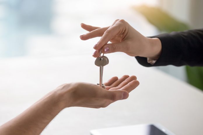 Huren _Door fizkes_shutterstock_677813641