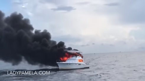 Kapitein redt zes mensen van boot op zee bij Florida (video) - BootAanBoot.nl