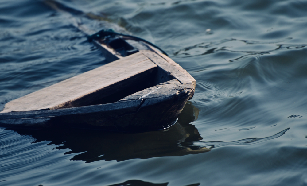 Pas gekochte boot zinkt in de jachthaven van Blankenberge BootAanBoot.nl