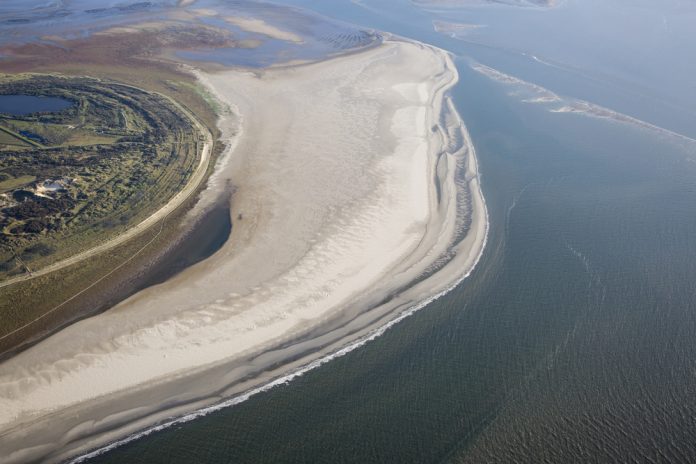 Ameland_Melanie Lemahieu_shutterstock_332640032