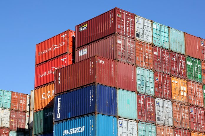 Containers_Hieronymus Ukkel_ALLEEN REDACTIONEEL_shutterstock_782868988