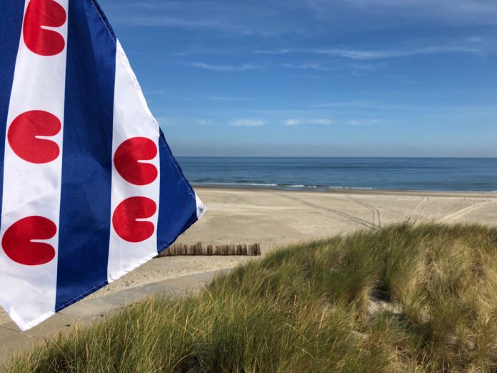 Friesland_Strand_Ameland_TellyVision SLASH shutterstock_1198600348