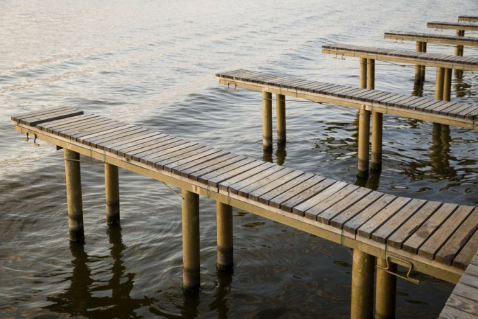 Lige ligplaats_Haven_ goodmoments_shutterstock_1192641442