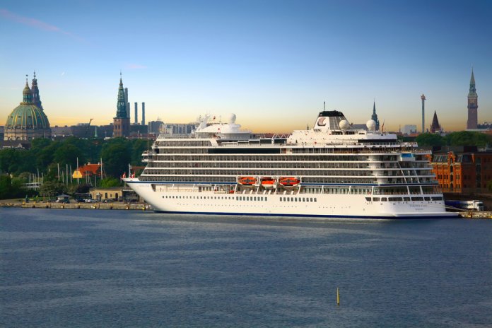 Viking Sky_NAN728 SLASH shutterstock_474253009