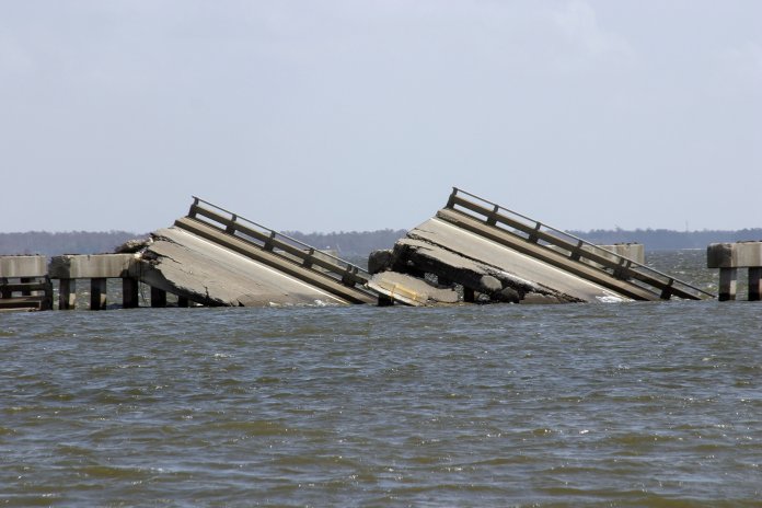 Brug ingestort_Andrew Ketchum_Shutterstock.com_ALLEEN REDACTIONEEL_ shutterstock_658449