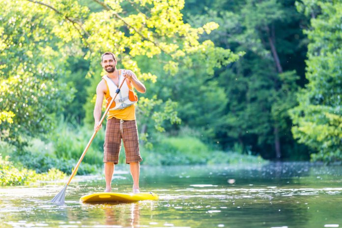 Peddel_sup_Kzenon SLASH shutterstock_394807999