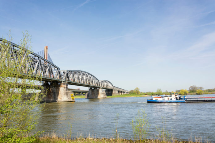 Waal_Henriette V._shutterstock_1072400642