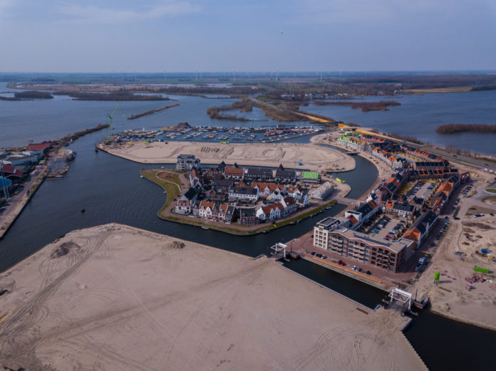 harderwijk_ Robinotof_shutterstock_1064469731