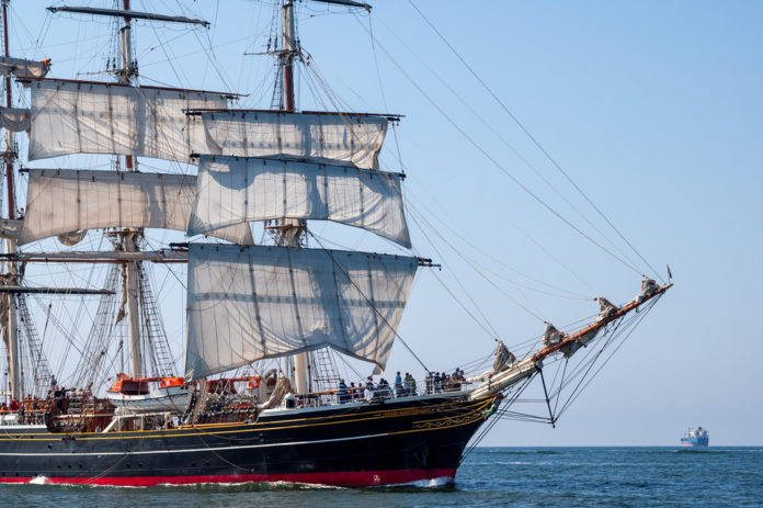 ClipperStadAmsterdam_ TasfotoNL_Redactioneel_shutterstock_298158551