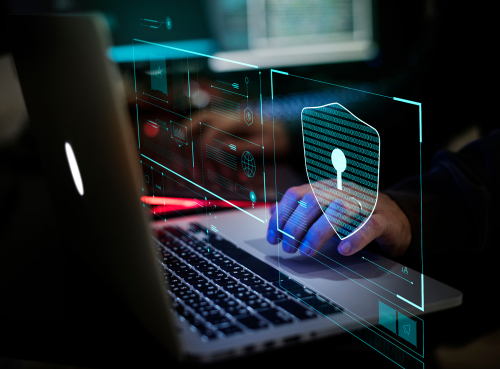Cybercrimineel_Door Rawpixel.com_shutterstock_1095422036