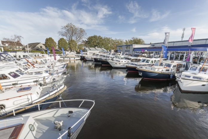 Motorboot Sneek 4
