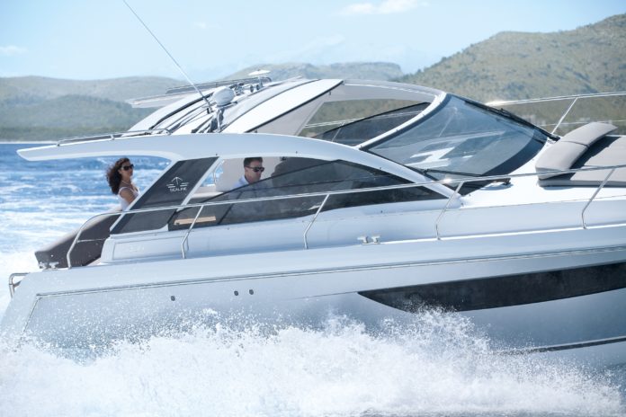 SEALINE S330 IN THE BAY OF ALCUDIA AND POLENZA, MALORCA