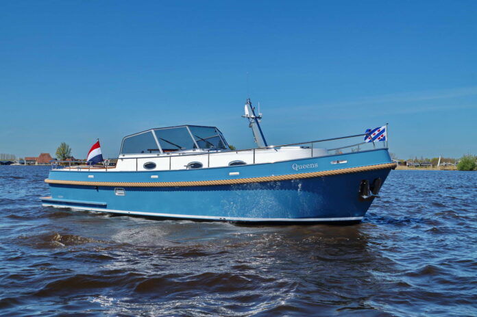 Langenberg Cabin Cruiser 33