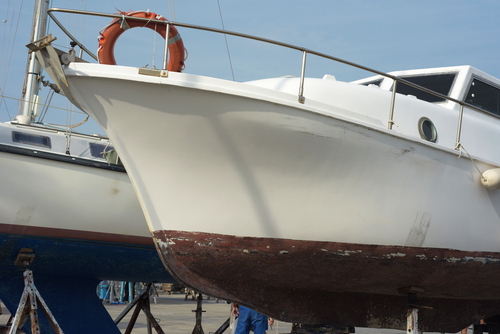 Klussen_Boot_Giovanni Cardillo_shutterstock_725400865