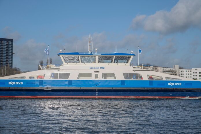 Side,View,Gvb,Ferry,At,The,Ij,River,At,Amsterdam