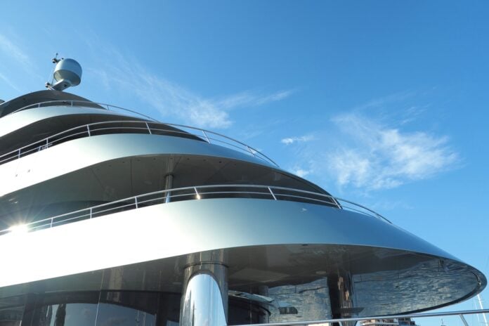 Latest,Technology,Modern,Silver,Mega,Yacht,And,The,Only,Hybrid