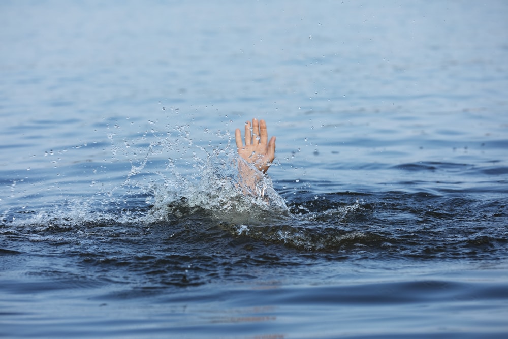 Twee zwemmers overleden op het strand van Zeebrugge - BootAanBoot.nl - dagelijks watersportnieuws vo
