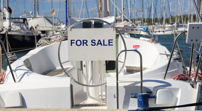 Yacht,For,Sale Boot te koop