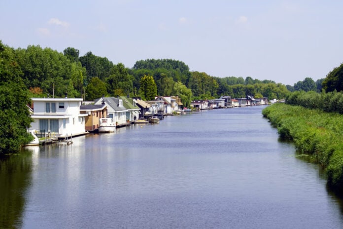 woonboot almere woonboot Almere