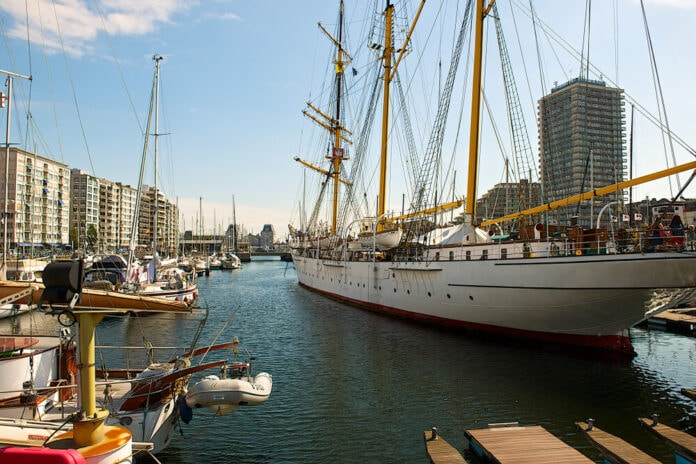 Museumschip in haven Oostende