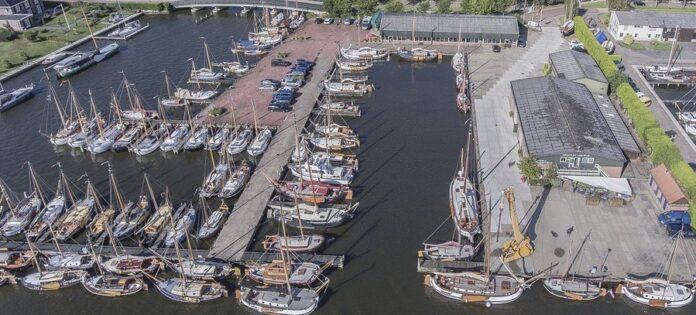 Dronefoto Haven Heech by de Mar